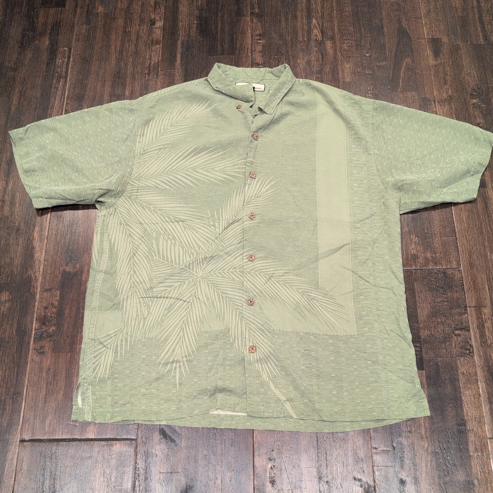 Tommy Bahama Silk Relax Hawaiian‎ Mens Large Button Down Shirt Palm Tree Green
